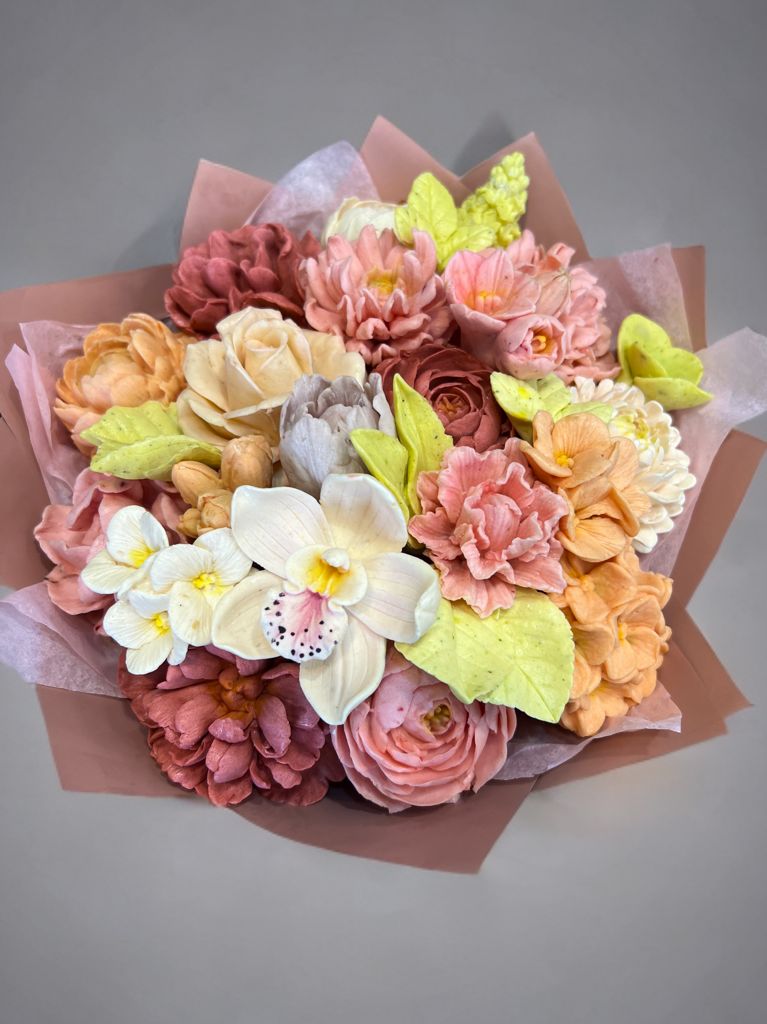 Ivory Royale buchet mic